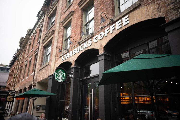 Mengulik Strategi Marketing Starbucks Agar Dicintai Konsumen